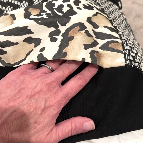 Chico’s Open Front Animal Print Jacket - Picture 11 of 11